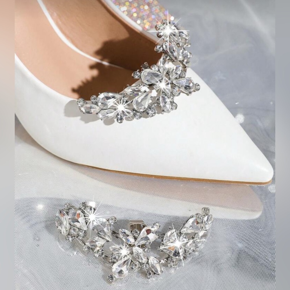 NWOT Elegant Rhinestone Shoe Clips